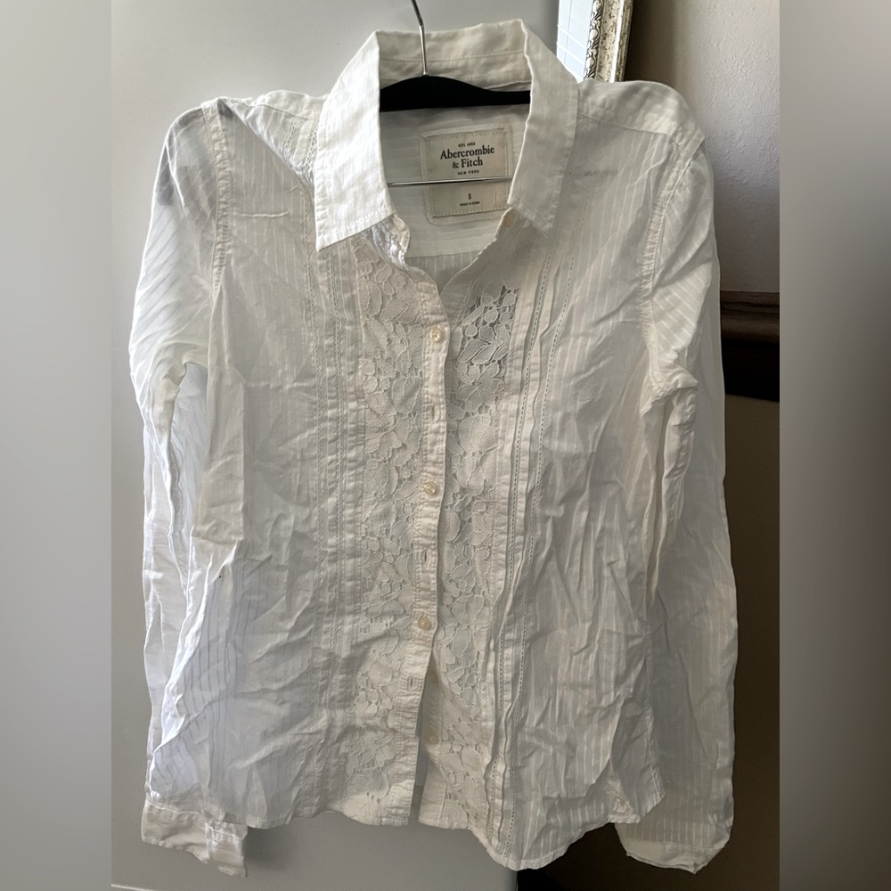 Abercrombie & Fitch Top White Lace Shirt Long Sleeve in small